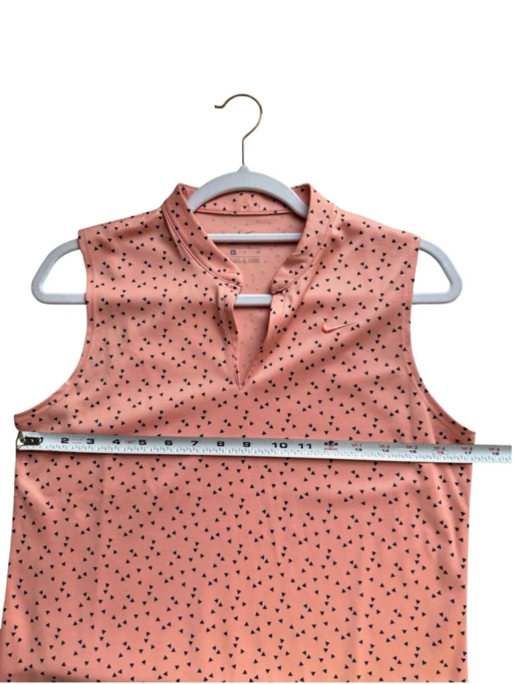 Nike Coral Sleeveless Golf Polo Top with Micro Motif Size S Activewear Tennis